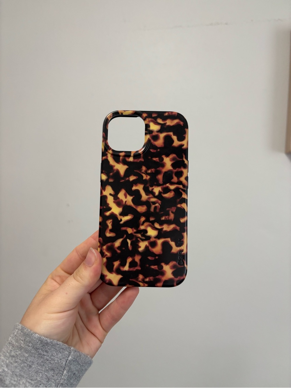 Casey Tortoise Tortoiseshell Pattern Protective iPhone 15 Case - Brown/Black